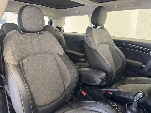 Mini Mini hatch 3 portes cooper 136 ch dkg7 — photo 17