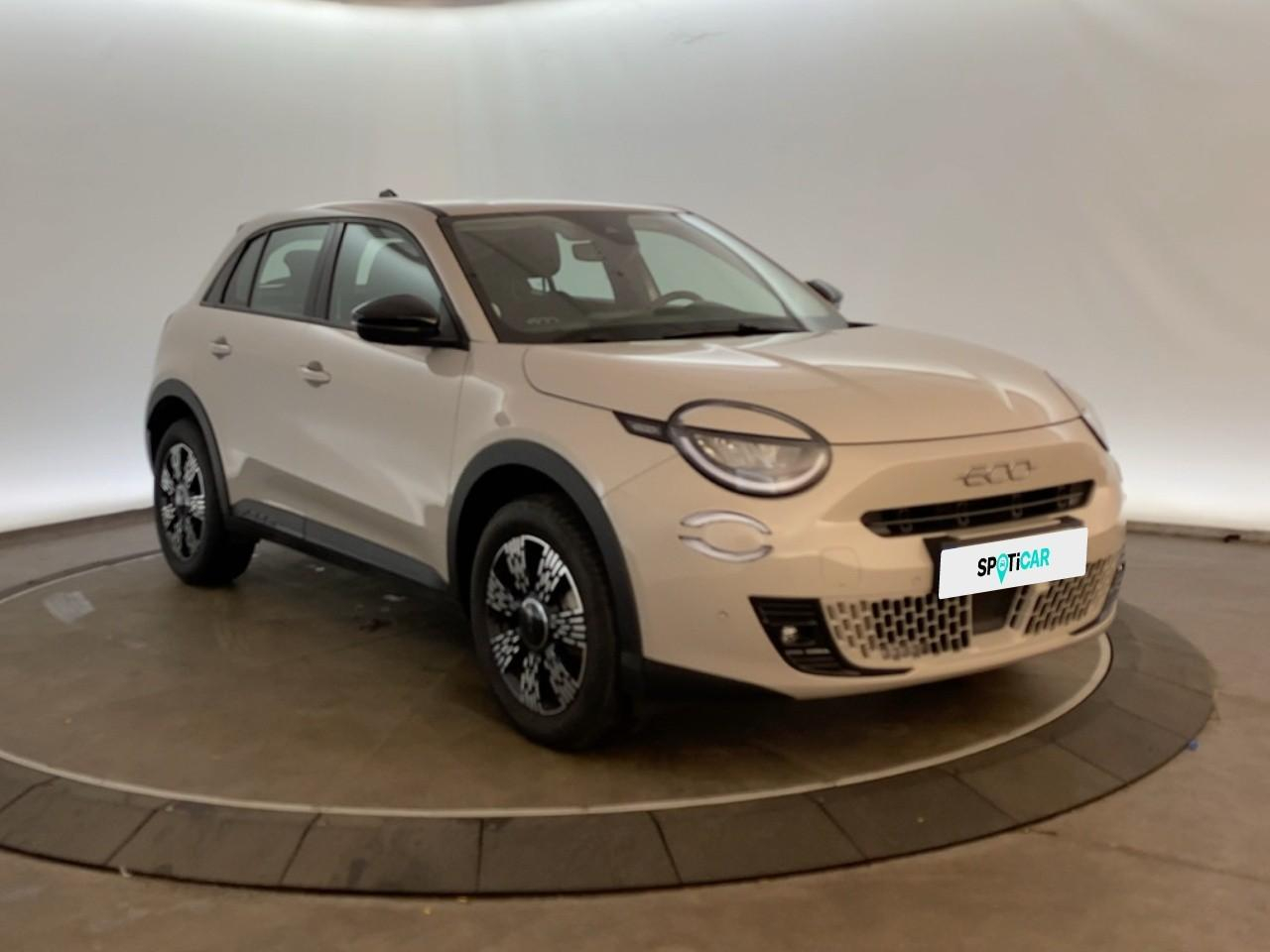 Fiat 600 t-gen 3 1.2 hybrid 145ch edct6 pop — photo 3