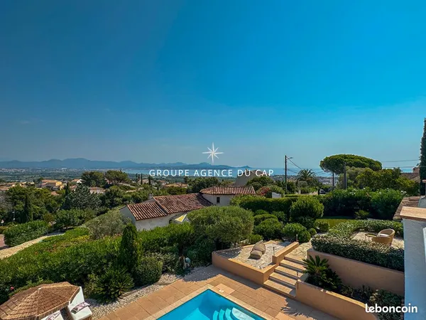 Villa 6 pièces 180 m²