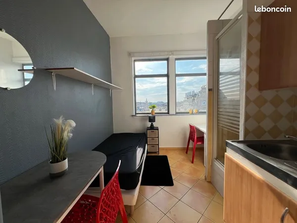 Studette - hyper centre - chauffage et wifi compris