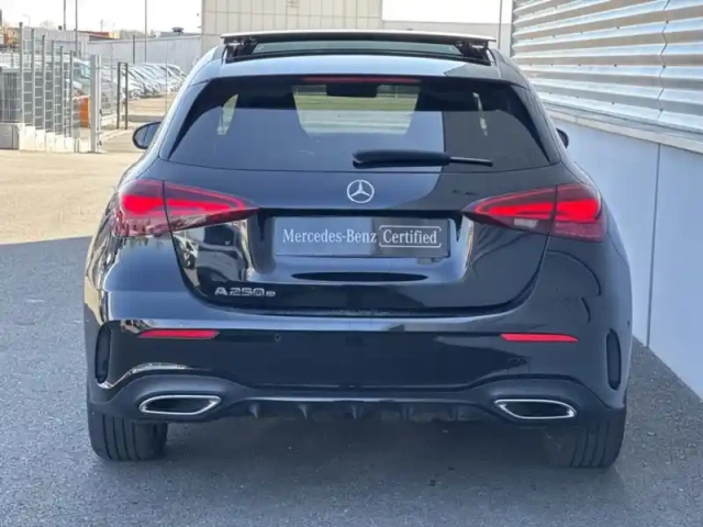 Mercedes Classe A 250 e hybrid eq amg line — photo 4