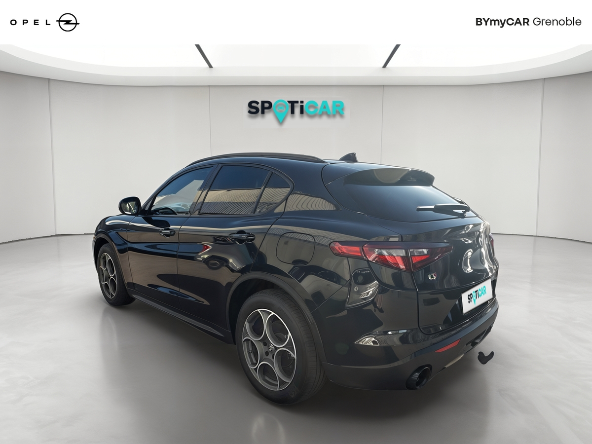 Alfa Romeo Stelvio 2.2 190 ch Q4 AT8 — photo 3
