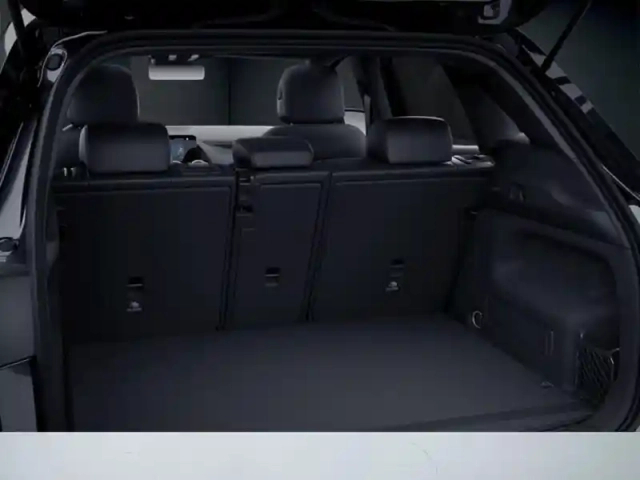 Mercedes Gla 220 d 4matic amg line — photo 9