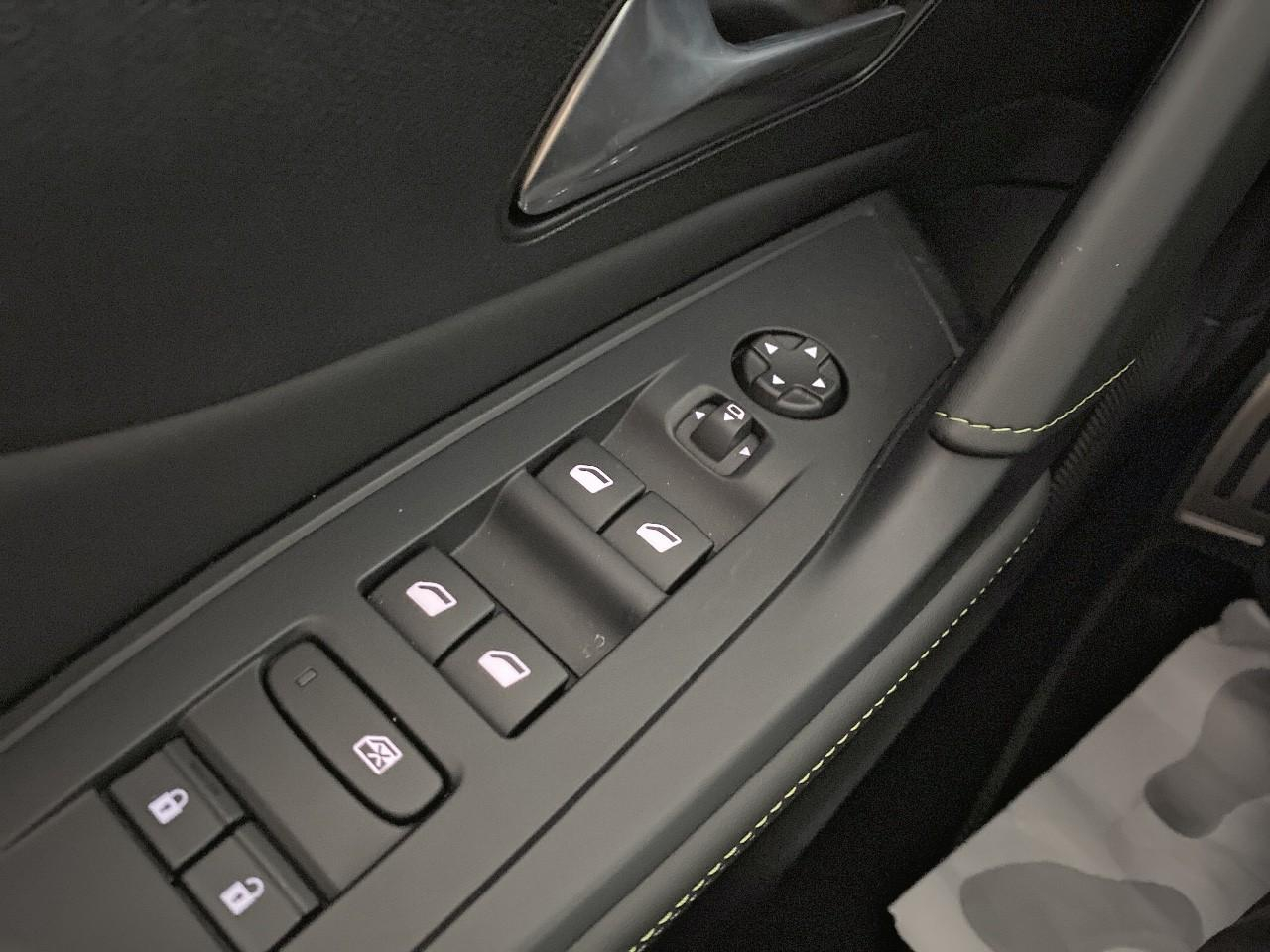 Peugeot 408 hybrid 145 e-dcs6 gt — photo 20