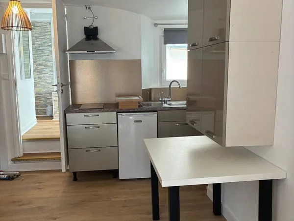 Studio 1 pièce 25 m²