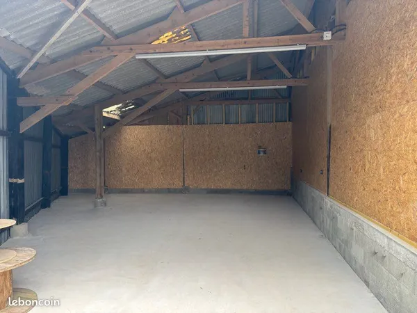 Garage - 70 m2