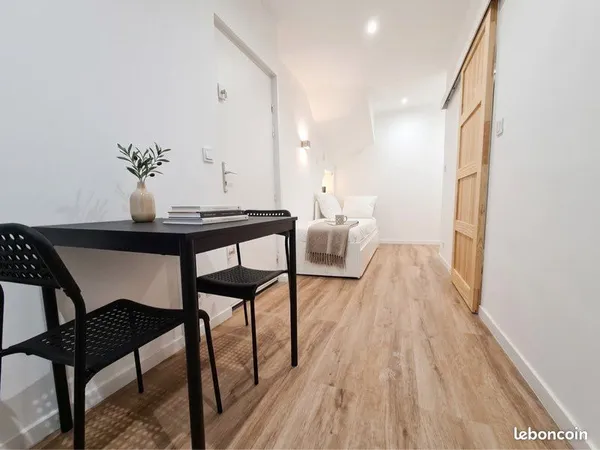 Appartement meublé et rénové 19m2 Menpenti