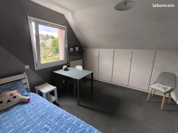 Deux chambres dispo dans grande maison