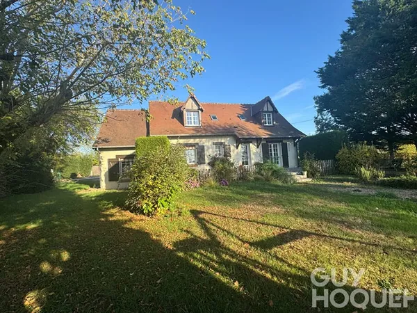 Maison familiale avec terrain arboré de 2 861 m², proche de Cloyes sur Loir