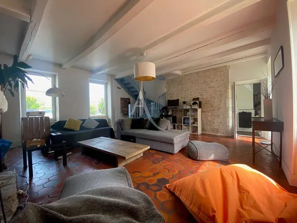 Maison 7 pièces 193 m²