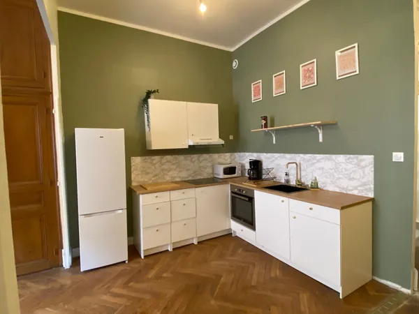Loue chambre en colocation dans appartement