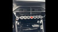 Peugeot 208 1.2 PureTech 100ch S&S GT EAT8 — photo 17