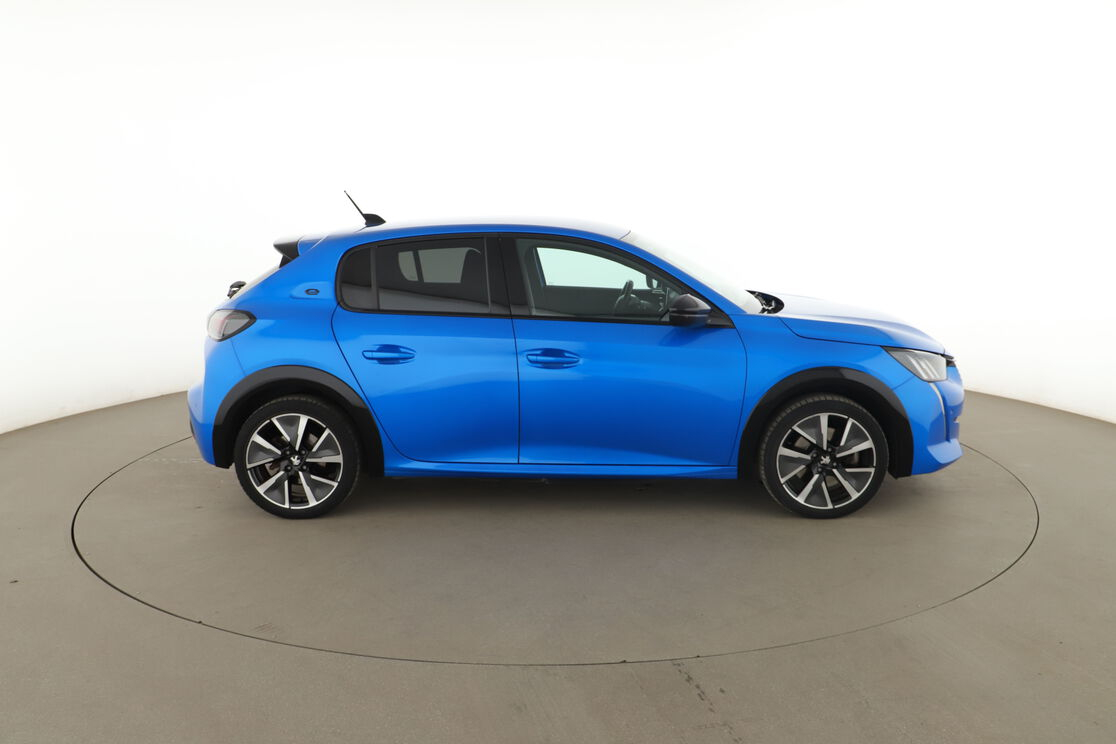 Peugeot 208 Electrique 50 kWh GT Line — photo 6