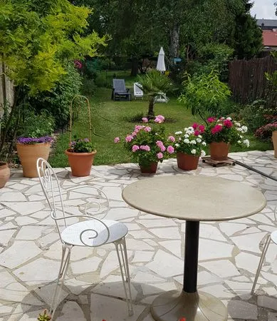 Maison de caractère en meulière - 131 m² - Rambouillet centre -