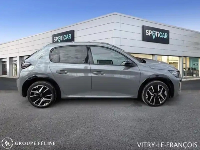 Peugeot 208 e- 156ch 54 kwh gt — photo 4