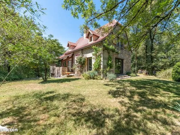 Maison 5 pièces 150 m²