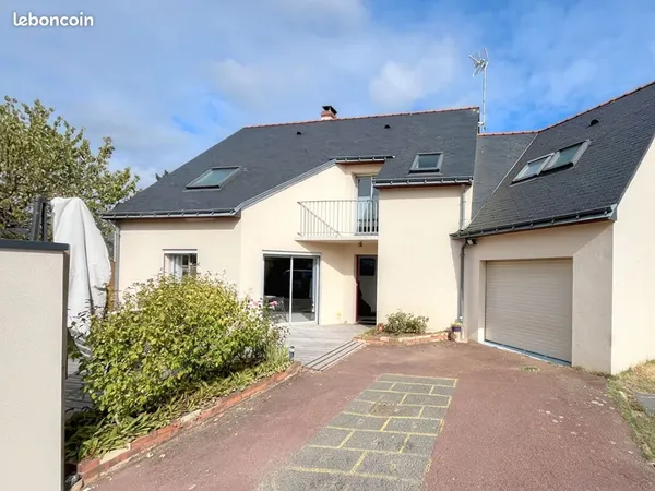 Propriété 7 pièces 154 m²