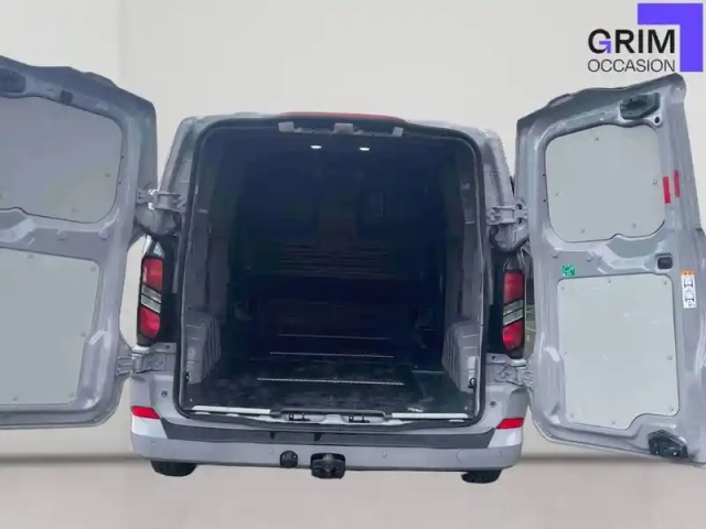 Ford Transit custom fgn 320 l1h1 2.0 ecoblue 170 ch bva8 4x4 — photo 12