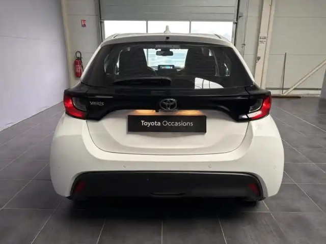Toyota Yaris 120 vvt-i dynamic business 5p mc24 — photo 5