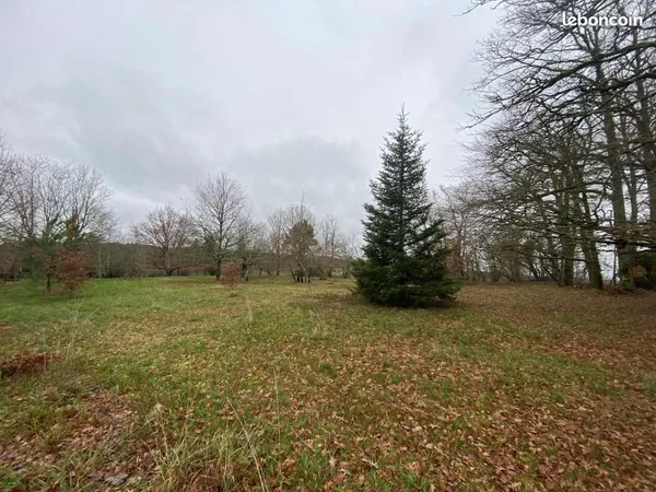 Terrain 1 584 m² Vergt