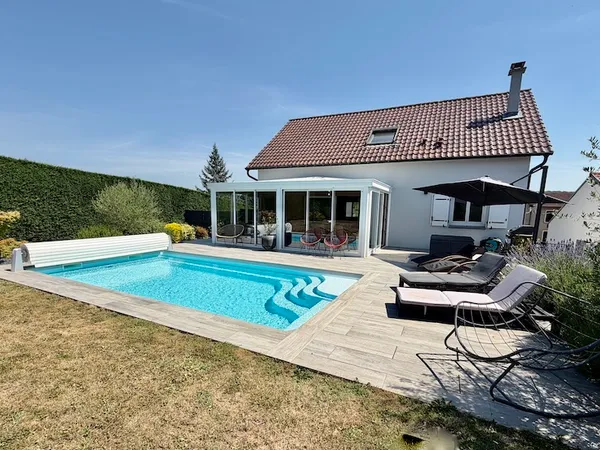 Maison 10 pièces 150 m²