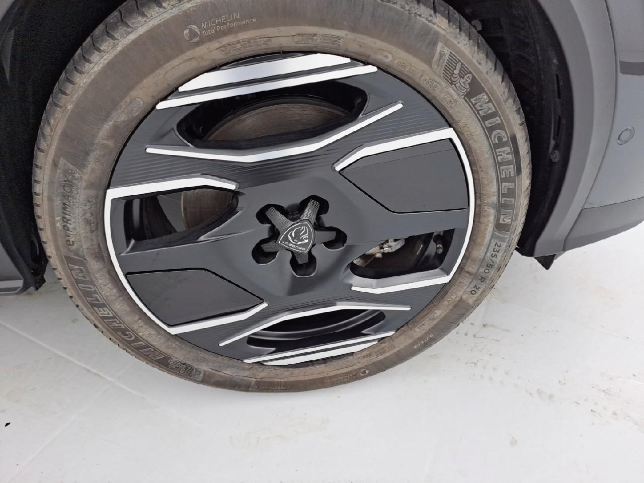 Peugeot 3008 plug-in hybrid 195 e-dcs7 gt — photo 19
