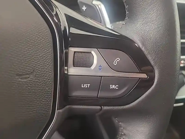 Peugeot 208 puretech 100 s&amp;s eat8 — photo 65