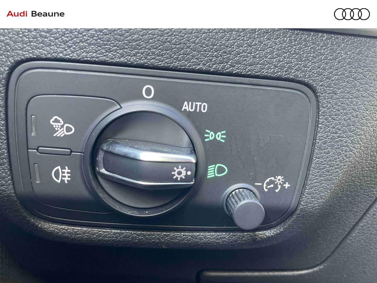 Audi Q2 35 TFSI 150 S tronic 7 — photo 25