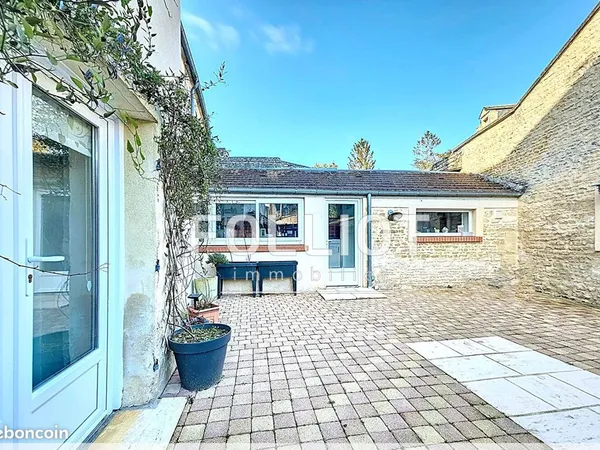 Maison 7 pièces 140 m²