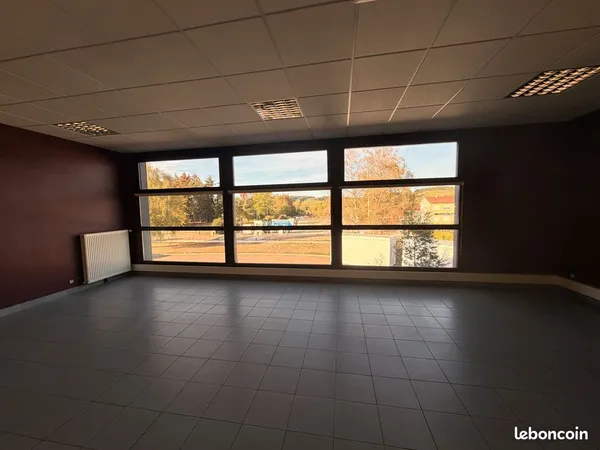Bureau de 29 m² à louer - Chablis