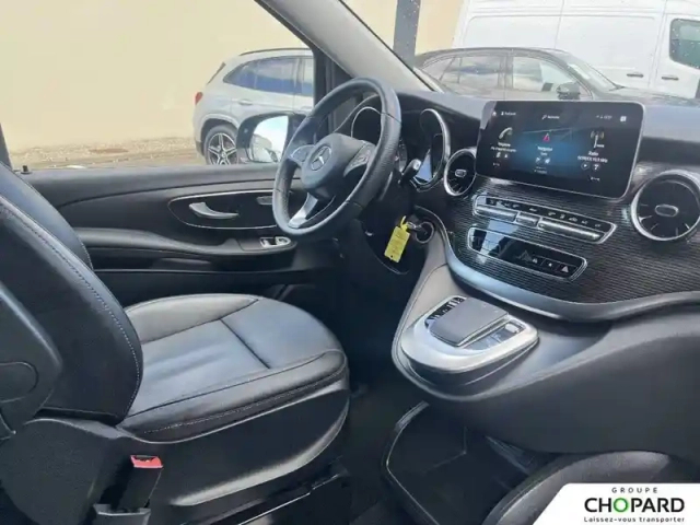 Mercedes Classe V eqv 300 extra long 204 ch — photo 13
