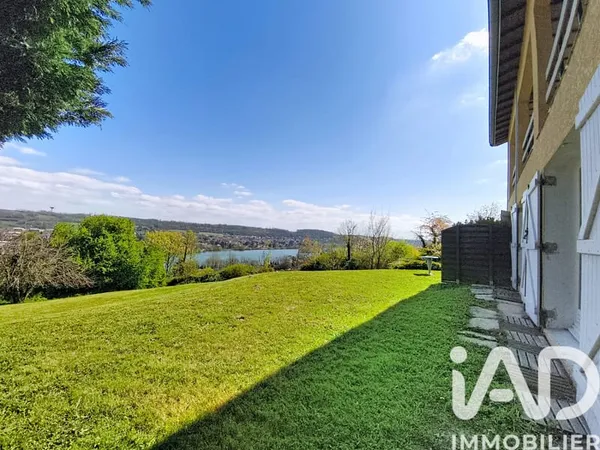 Maison 6 pièces 229 m²