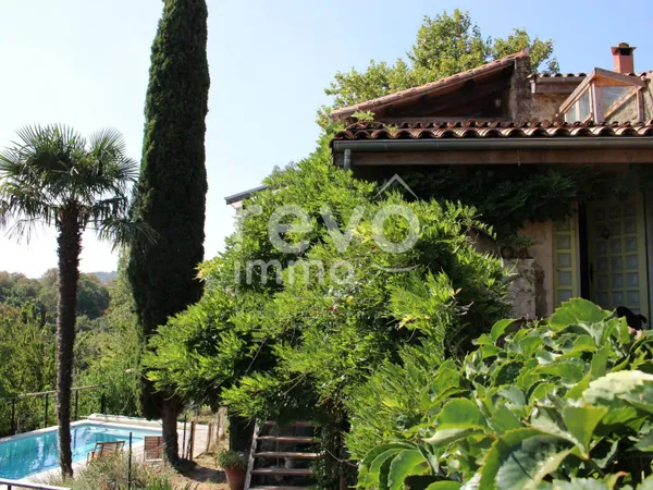 PROPRIÉTÉ, DEUX HABITATIONS SUR 3080 m² A 15 MINUTES DE LODEVE