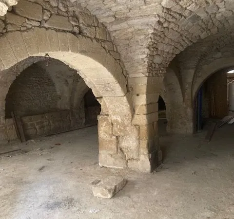Commerce Vente Sommières  140m² 143000€