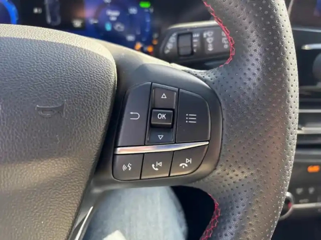 Ford Kuga 2.5 duratec 225ch phev st-line bva — photo 21