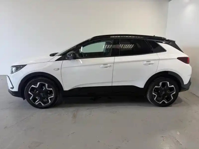 Opel Grandland 1.2 turbo 130ch gs — photo 2