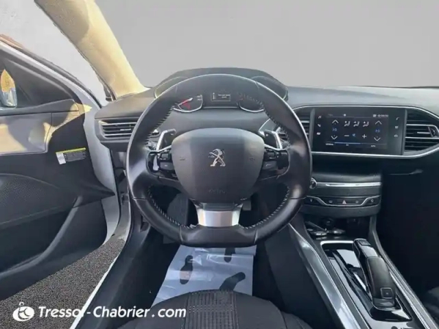 Peugeot 308 sw puretech 130ch s&amp;s eat8 allure — photo 12