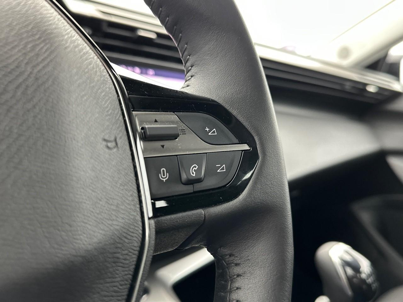 Peugeot 308 puretech 110ch s&s bvm6 active pack — photo 18