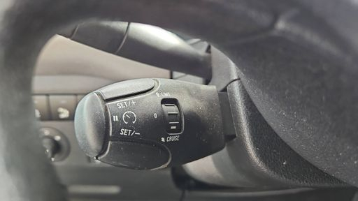 Peugeot Partner Tepee 1.6 Hdi 92 - Access – 2015 – 160420 km – Diesel – Boîte Manuelle — photo 23