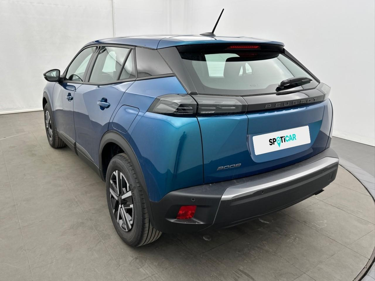 Peugeot 2008 100 s&s bvm6 style — photo 6