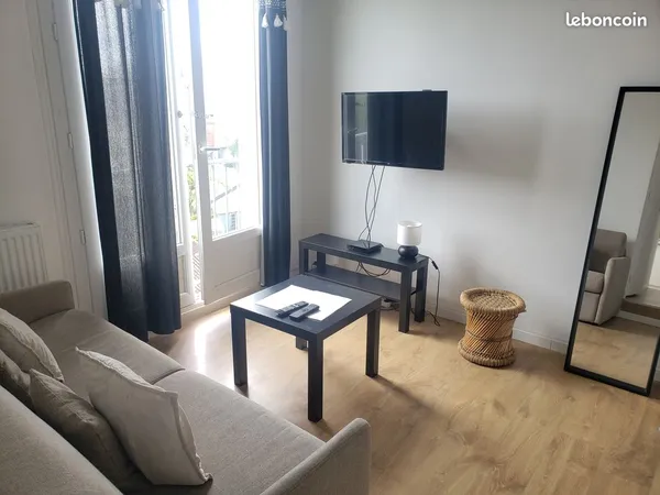 REZE PONT ROUSSEAU - APPARTEMENT 61m² AVEC TERRASSE- PARKING- CAVE