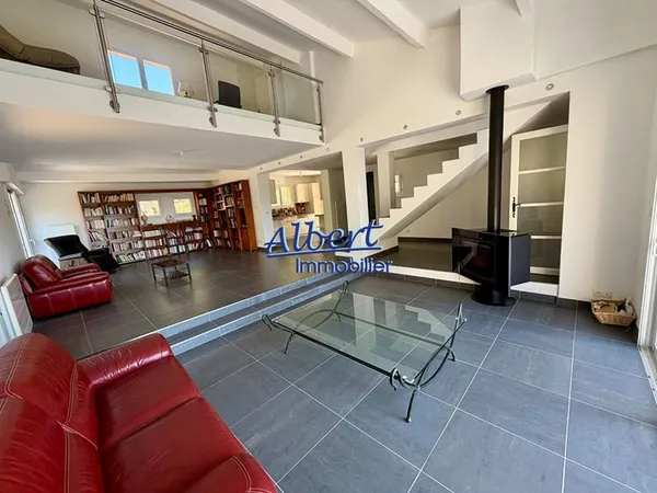 Villa Ollioules 7 pièce(s) 195 m2