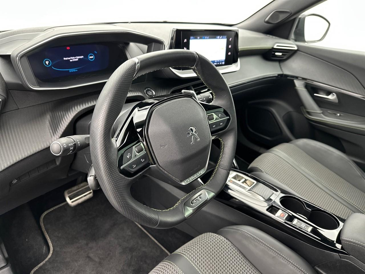 Peugeot 2008 puretech 130 s&s eat8 gt — photo 8