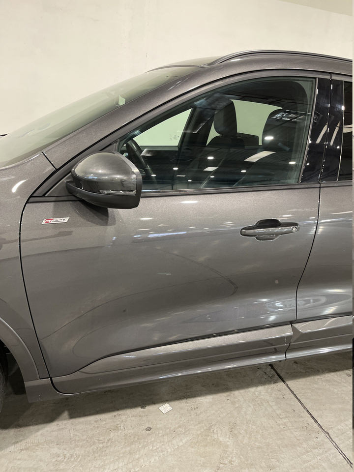 Ford Kuga — photo 56