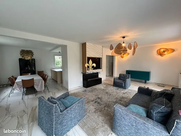 Maison 9 pièces 180 m²