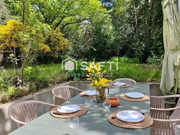 À vendre : Ensemble immobilier au charme ancien  Idéal pour gîtes et chambres d'hôtes