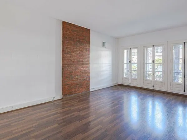 Bureaux 60 m²
