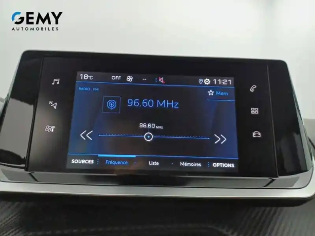 Peugeot 208 puretech 100 s&amp;s bvm6 — photo 28