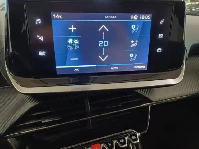 Peugeot 2008 1.2 puretech 130ch s&amp;s style — photo 14