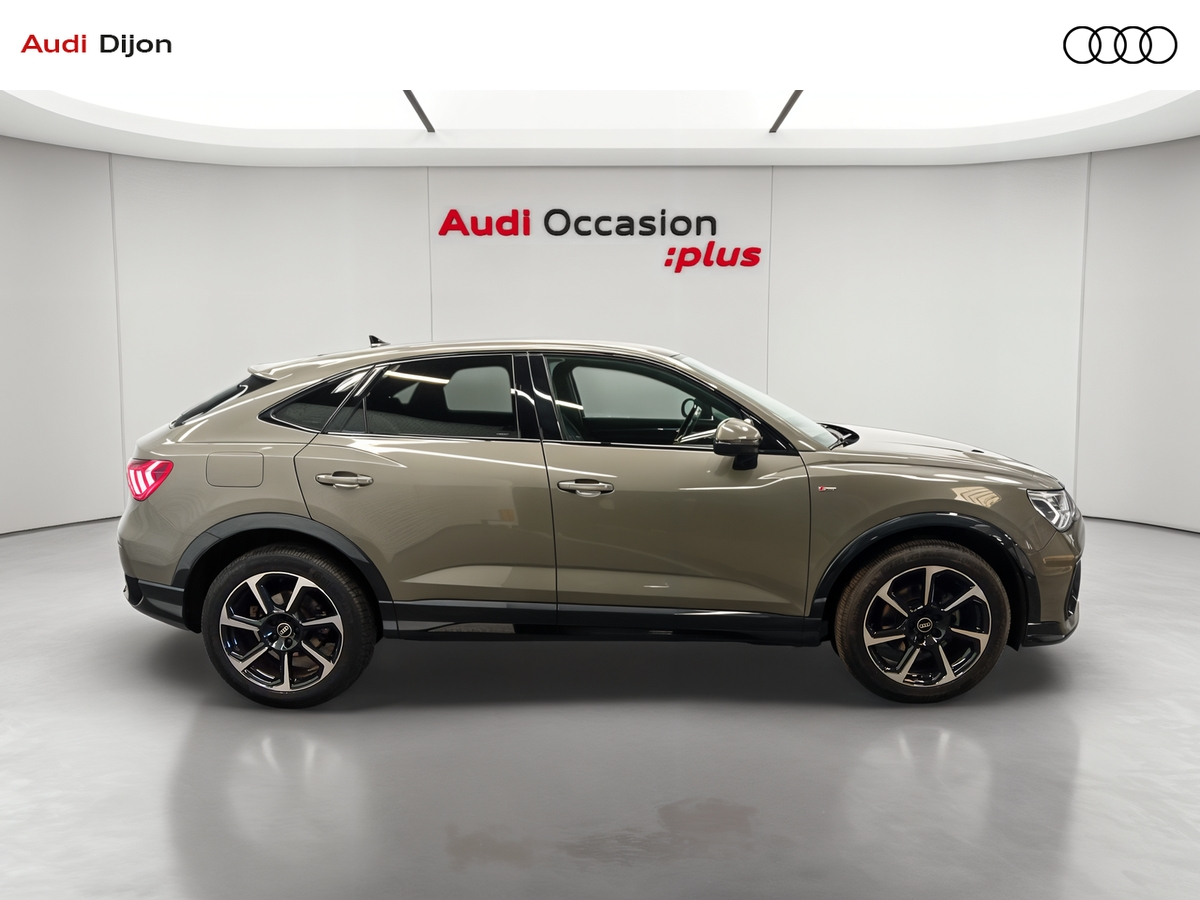 Audi Q3 Sportback 35 TFSI 150 ch S tronic 7 — photo 6